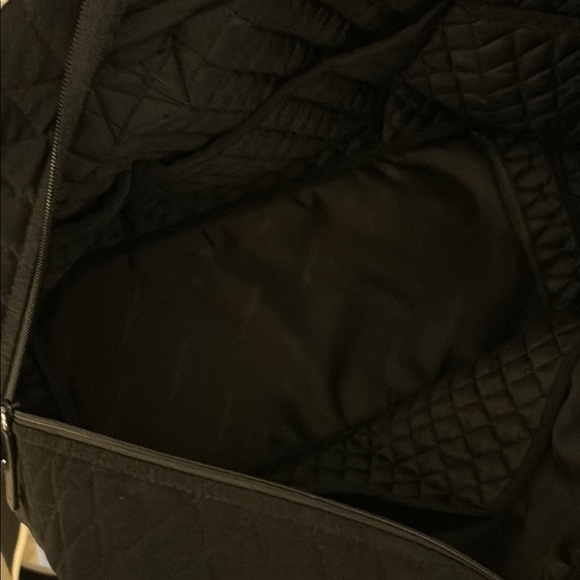 Vera Bradley black Quilted travel bag or weekend duffle -excellent shape. - Picture 6 of 7